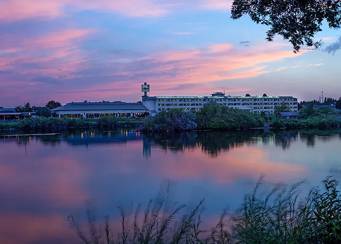 Dog friendly hotels Shilo Inn Suites - Idaho Falls