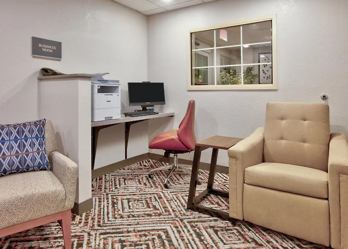 Candlewood Suites By Ihg